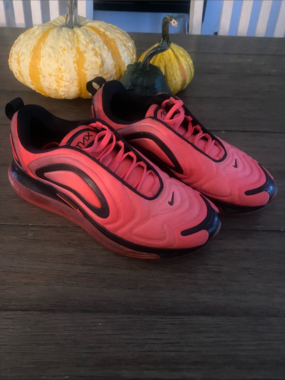 Nike Air Max 720 (29A)